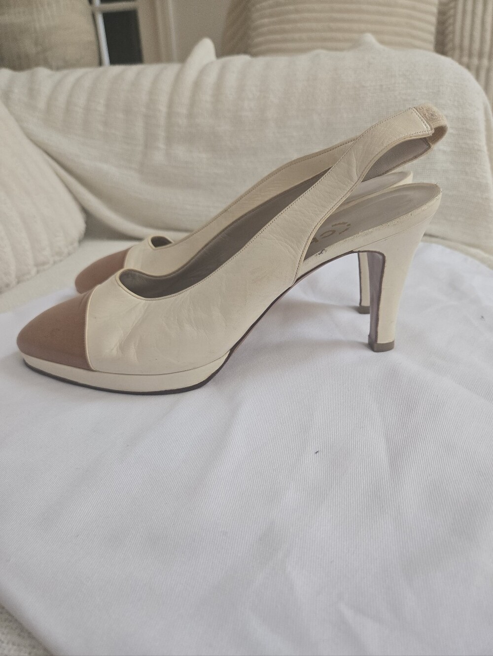 CHANEL Two-Tone Slingback Pumps in Cream & Brown - Picture 3 of 8
